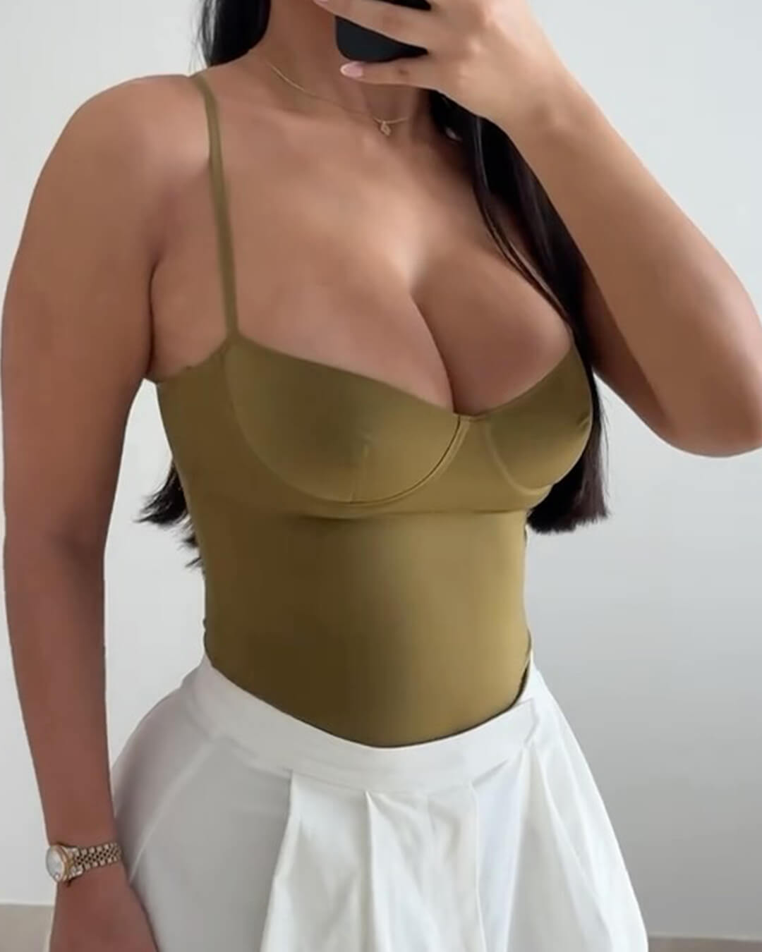 Damen Satin-Body mit Spaghettiträgern – Sexy Rückenfreier Bodysuit für Freizeit & Dessous