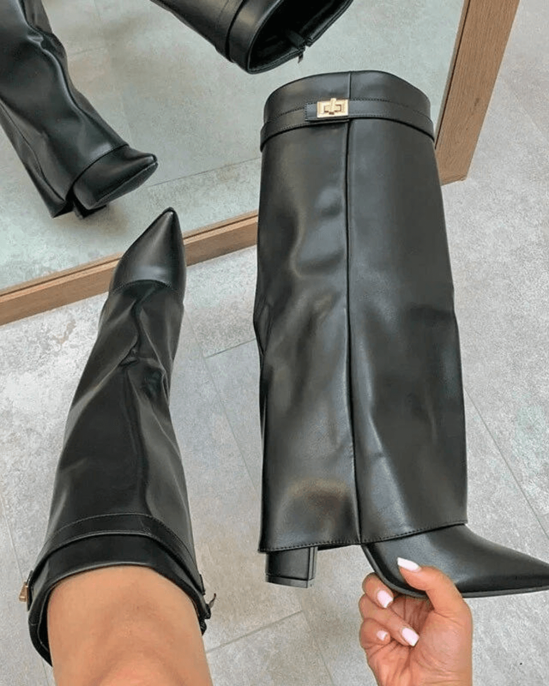 Rachelle Stiefel in Lederoptik