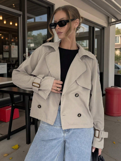 Damen Mod Kurzmantel in Grün – Schicke und Bequeme Mode für stilvolles Layering